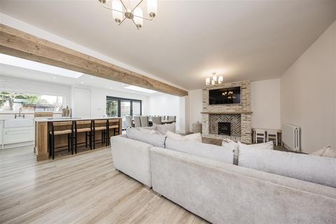 7 Hoselands View, Hartley, Longfield, DA3 7ED