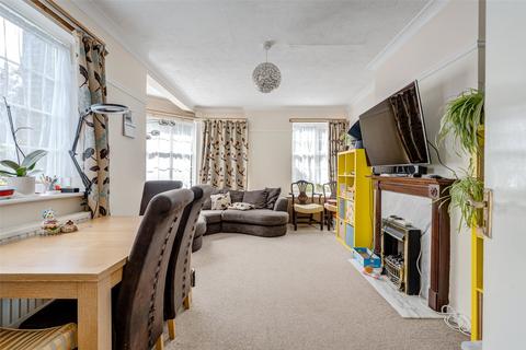 3 bedroom flat for sale, The Acre Close, Worthing, West Sussex, BN11