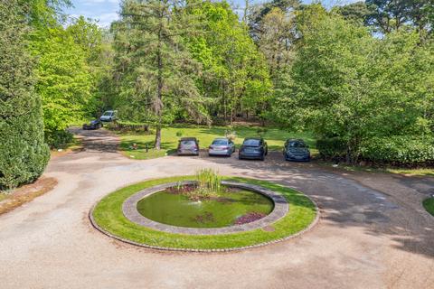 2 bedroom penthouse for sale, Wexham Place, Framewood Road, Wexham, Buckinghamshire, SL2