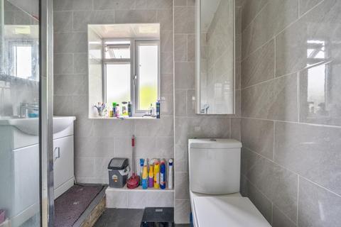 3 bedroom terraced house for sale, Robin Grove, Kenton, HA3 9TP