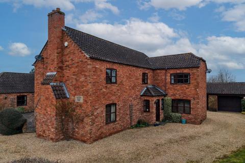 4 bedroom character property for sale, School Lane, Springthorpe, Gainsborough