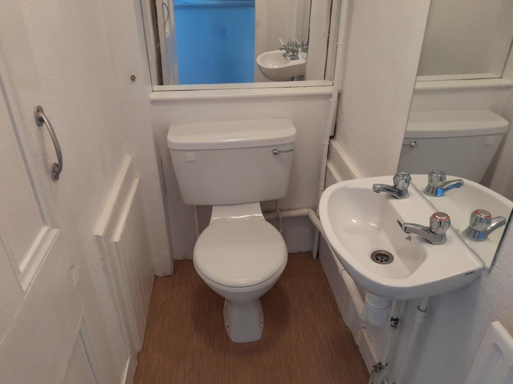 Apartment in Edinburgh, Sciennes - View 5