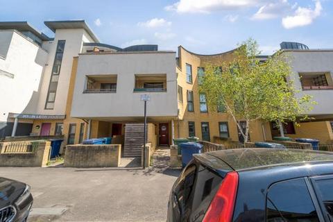 undefined, London Road, Oxford