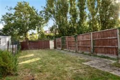 2 bedroom flat to rent, Pinner HA5