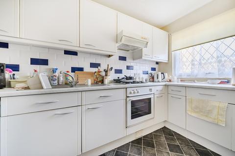 2 bedroom terraced house for sale, Wendover Way, Orpington