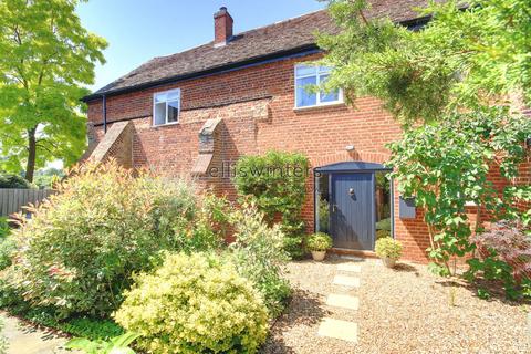 3 Barnfield, Hemingford Abbots, Huntingdon, PE28 9AX