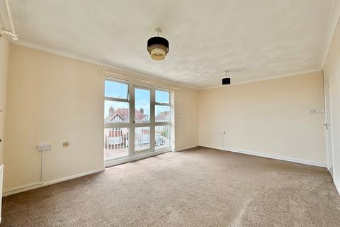 2 bedroom flat for sale, Magdalen Road, Bexhill-on-Sea, TN40