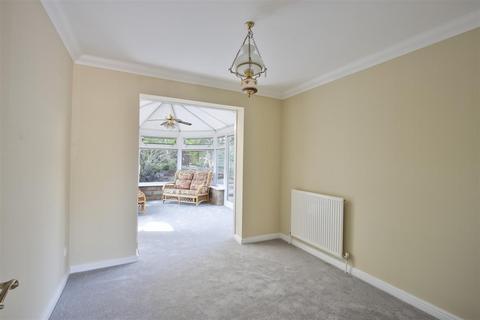 4 bedroom detached house for sale, Oakfield Avenue, Chesterfield