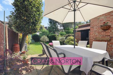 6 Bisenden Road, Croydon, CR0 6UN