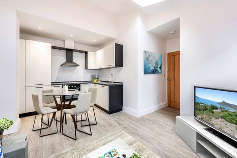 1 bedroom apartment for sale, London Road, Westcliff-on-sea, SS0