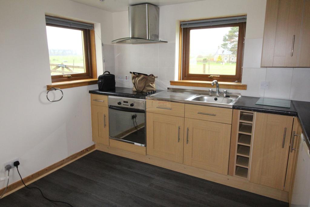 Kitchen b.JPG