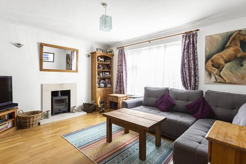 3 bedroom detached house for sale, Glenmore Close, Surrey KT15