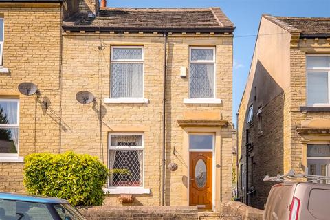 3 bedroom end of terrace house for sale, Rayner Road, Brighouse