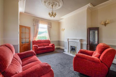 3 bedroom end of terrace house for sale, Rayner Road, Brighouse