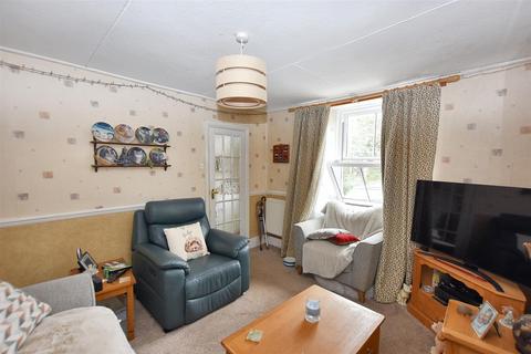 4 bedroom end of terrace house for sale, Drump Road, Redruth