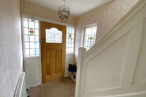 3 bedroom semi-detached house for sale, Worlds End Lane, Birmingham B32