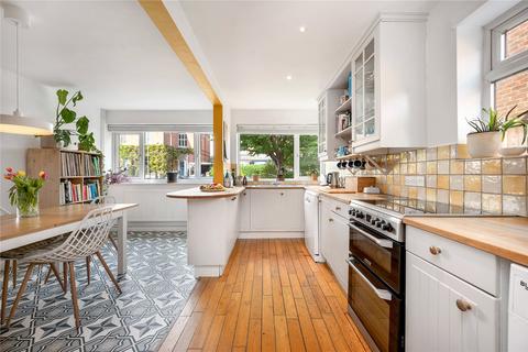 3 bedroom semi-detached house for sale, Avenue Road, Leicester LE2