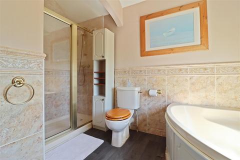 4 bedroom semi-detached house for sale, Huntley Road, High Storrs, S11