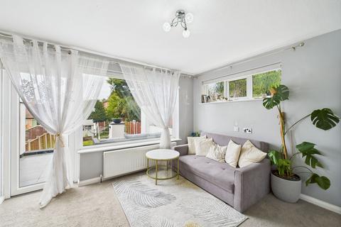 65 Bakerdale Road, Bakersfield, Nottingham, NG3 7GJ