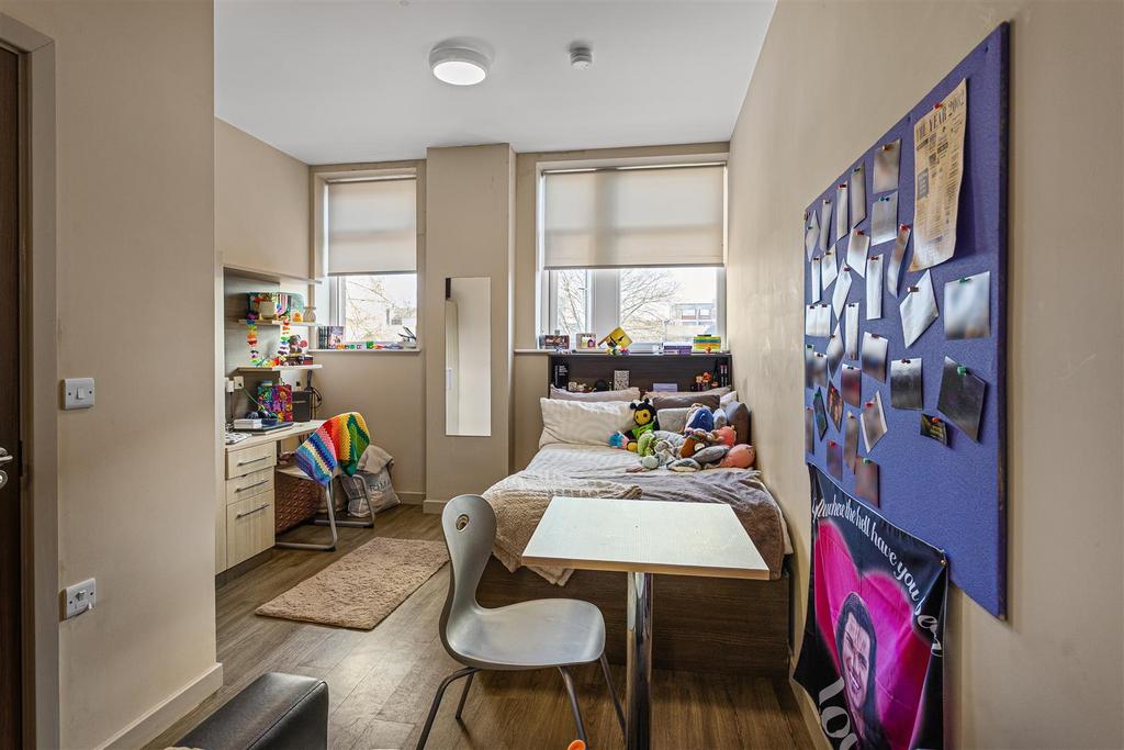Flat 25 Rathmell Hall 1.jpg