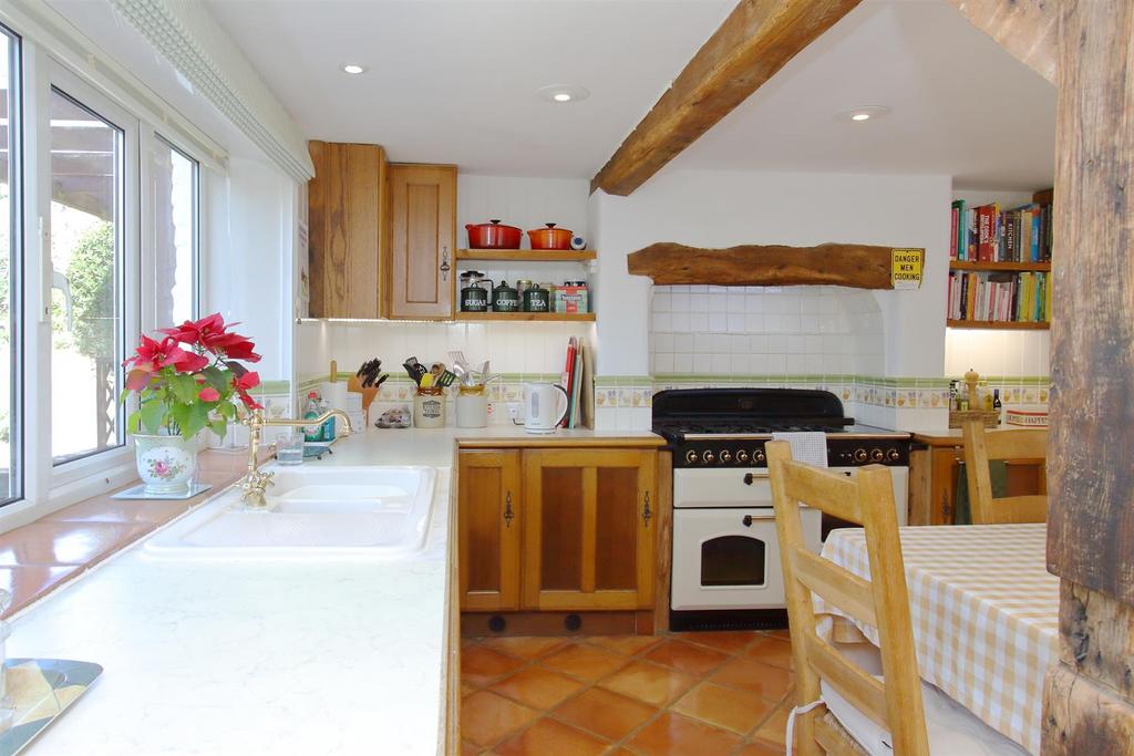 Yew tree farmhouse ph29.JPG