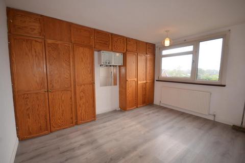 3 bedroom house to rent, Butely Road, Luton