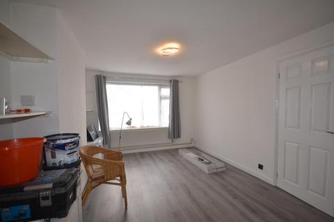 3 bedroom house to rent, Butely Road, Luton