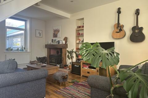81 Alltygrug Road, Ystalyfera, Swansea, SA9 2AR