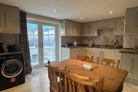 81 Alltygrug Road, Ystalyfera, Swansea, SA9 2AR