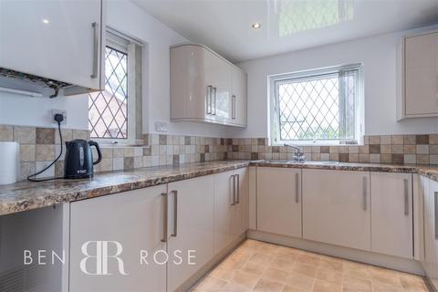 5 Blaydike Moss, Leyland, PR26 7AR