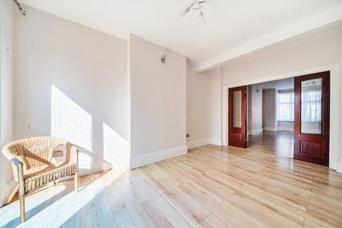 4 bedroom semi-detached house for sale, Heather Road, Lee, SE12