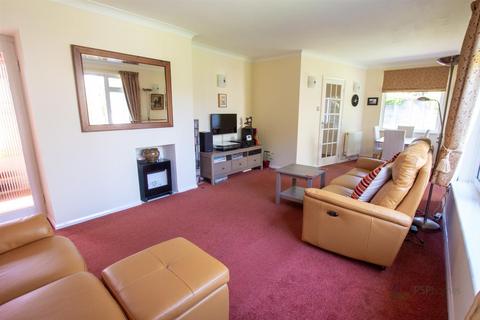 2 bedroom bungalow for sale, Millwood, Burgess Hill