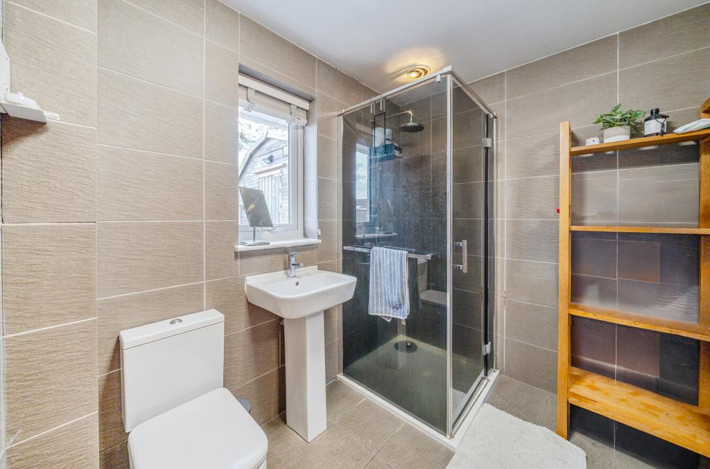 Shower Room 2