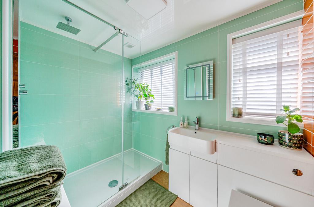 Shower Room 1