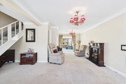 49 Cornwell Crescent, Stanford-le-hope, SS17 7DL