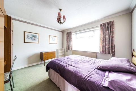 Ceris Castle Road, Woking, GU21 4ES