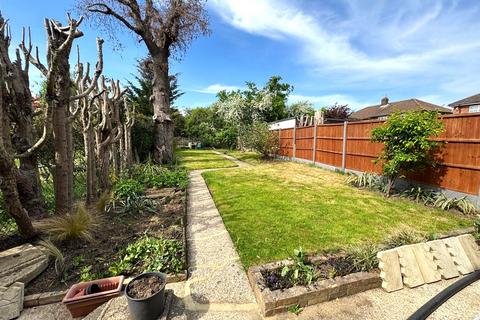 3 bedroom semi-detached house to rent, Fryent Way, Kingsbury, NW9