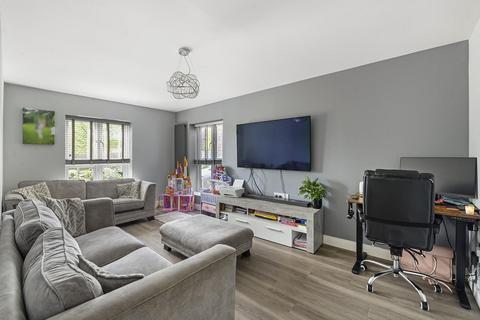 3 Baddlesmere Drive, Kings Hill, West Malling, ME19 4SG