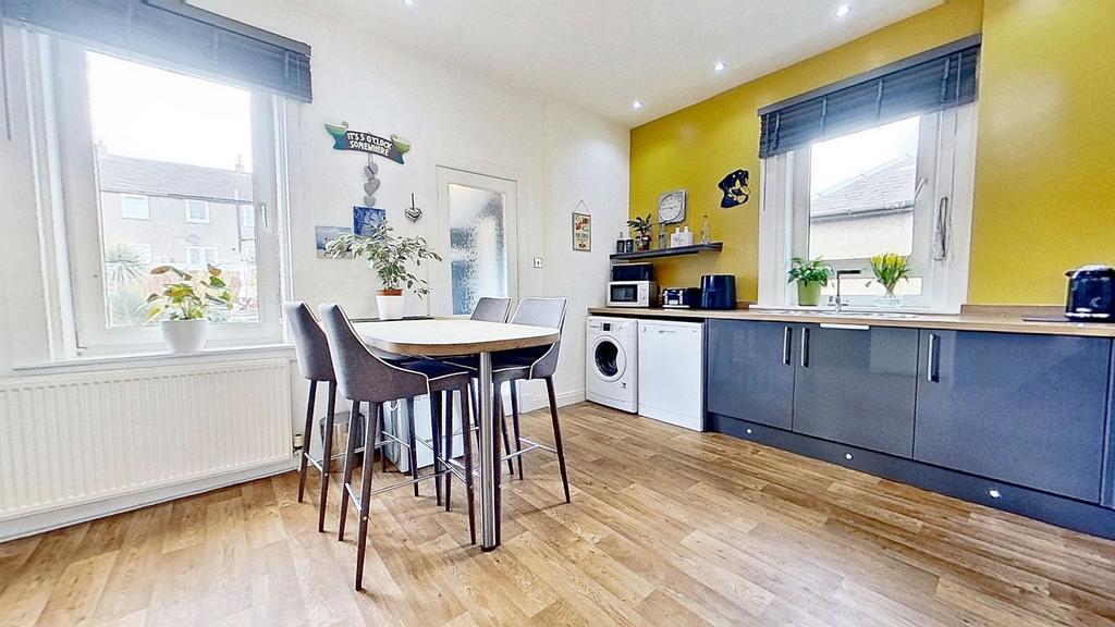 Fitted Kitchen/Dining Room