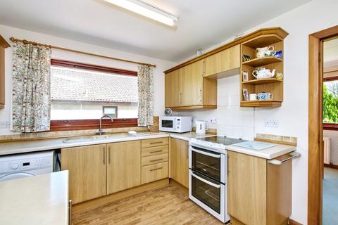 20 Almond Grove, Huntingtowerfield, Perth, PH1 3NA