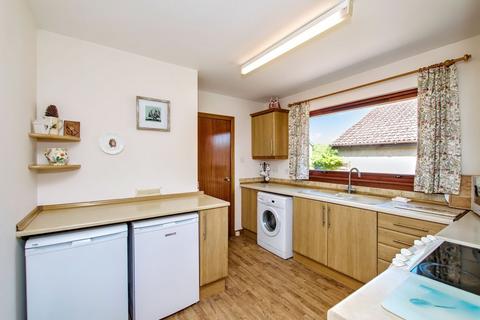 20 Almond Grove, Huntingtowerfield, Perth, PH1 3NA