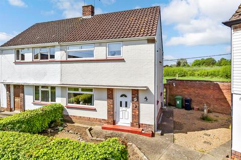 2 bedroom semi-detached house for sale, Lyngs Close, Yalding, Maidstone, Kent