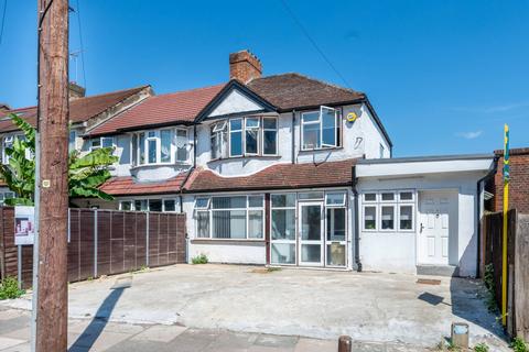 6 bedroom end of terrace house for sale, Mount Pleasant, Wembley, Middlesex HA0