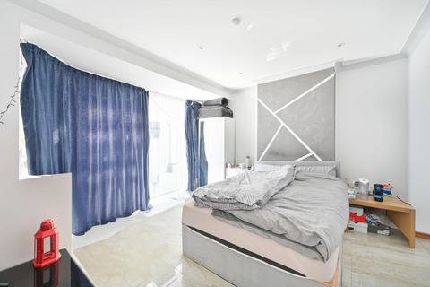 6 bedroom end of terrace house for sale, Mount Pleasant, Wembley, Middlesex HA0