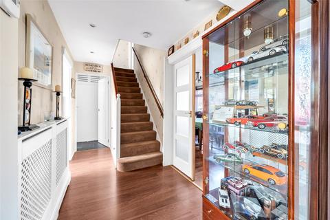 24 Epsom Close, Bexleyheath, DA7 6DU
