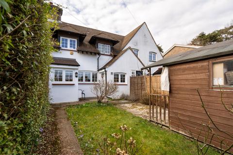 Slines Oak Road, Woldingham, CR3
