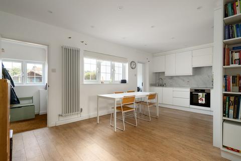 undefined, Slines Oak Road, Woldingham, CR3
