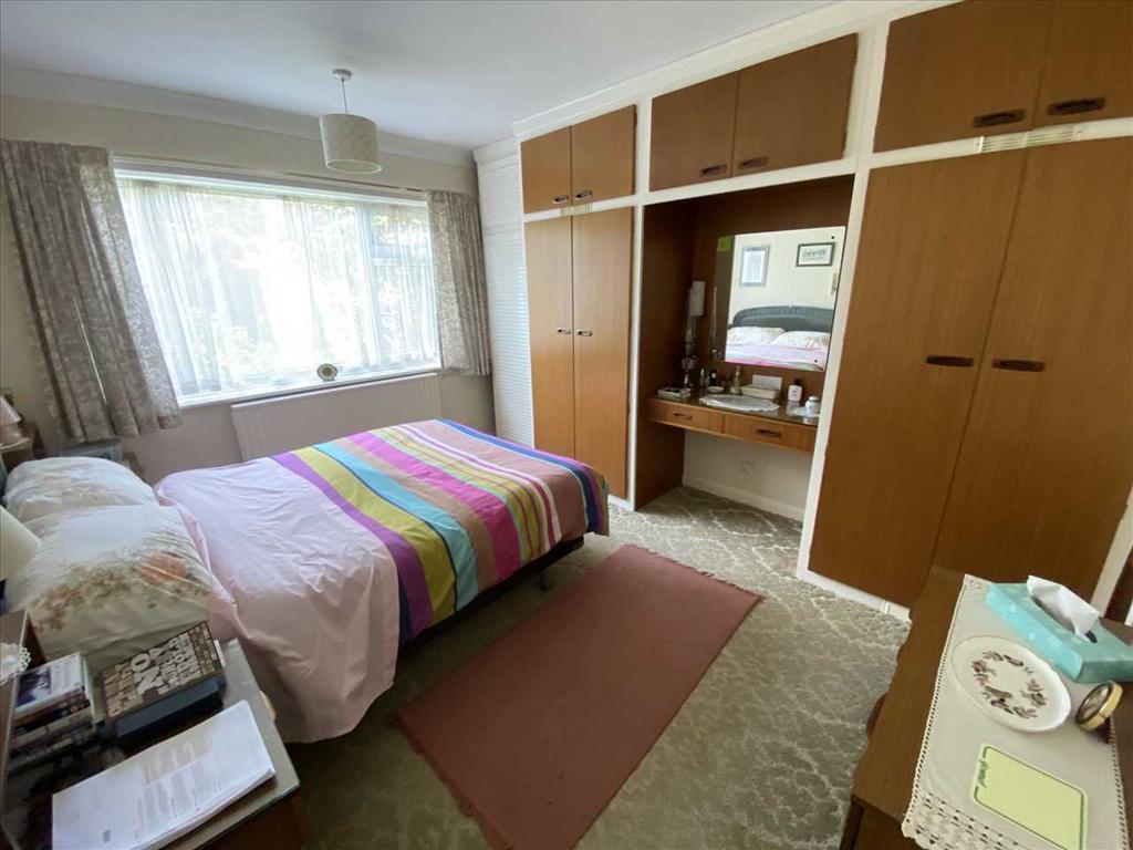 Bedroom 2: