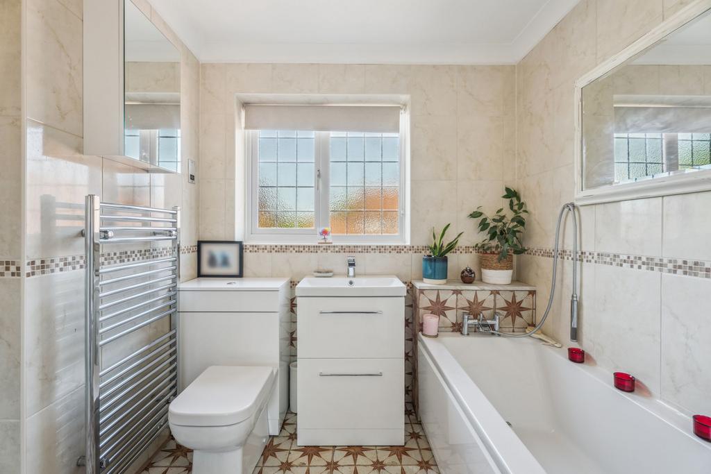 Ensuite