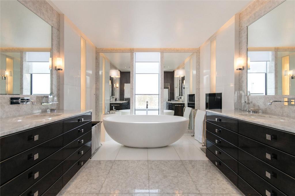 En Suite Bathroom